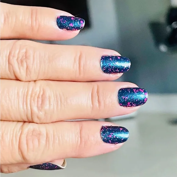 *Retired* Color Street: Frosty Nights | Teal Blue Pink Glitter Winter Holiday - Picture 7 of 11